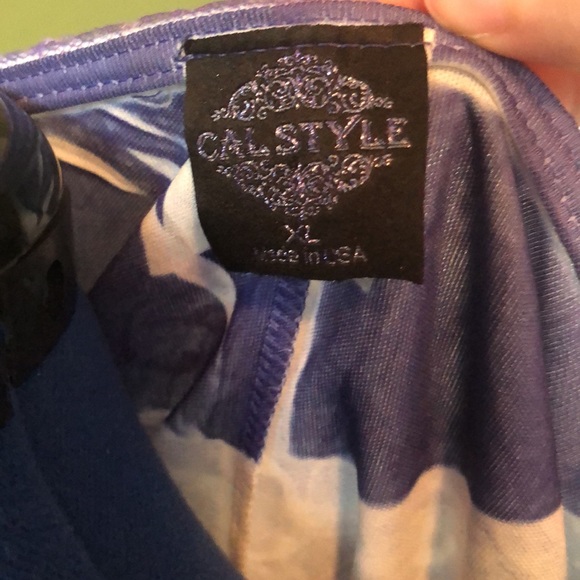 Cal style women’s blouse - Picture 7 of 8